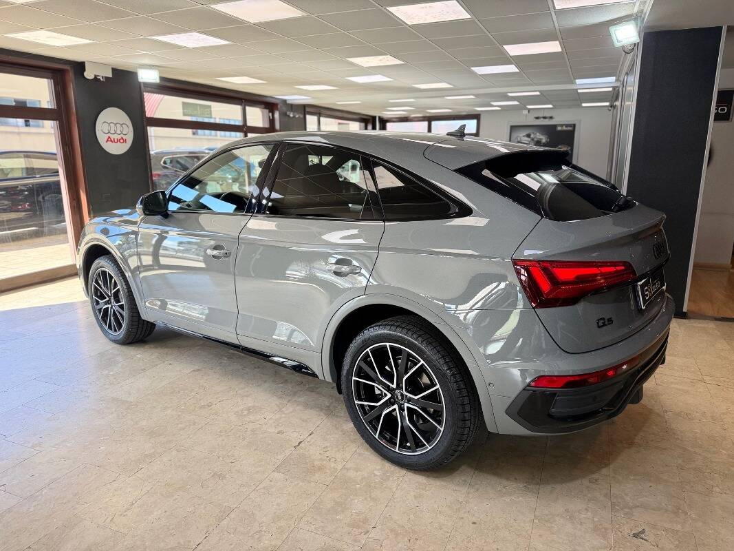 Audi Q5 I Sportback 2021