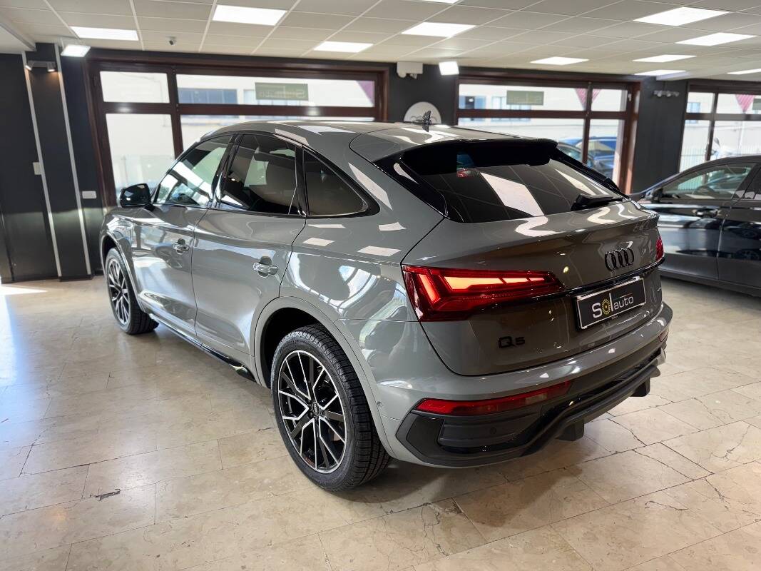 Audi Q5 I Sportback 2021