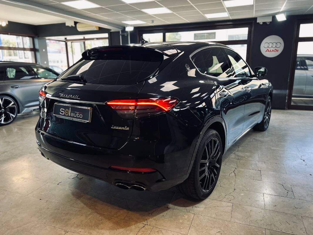 Maserati Levante 3.0 V6 Gransport 350cv auto