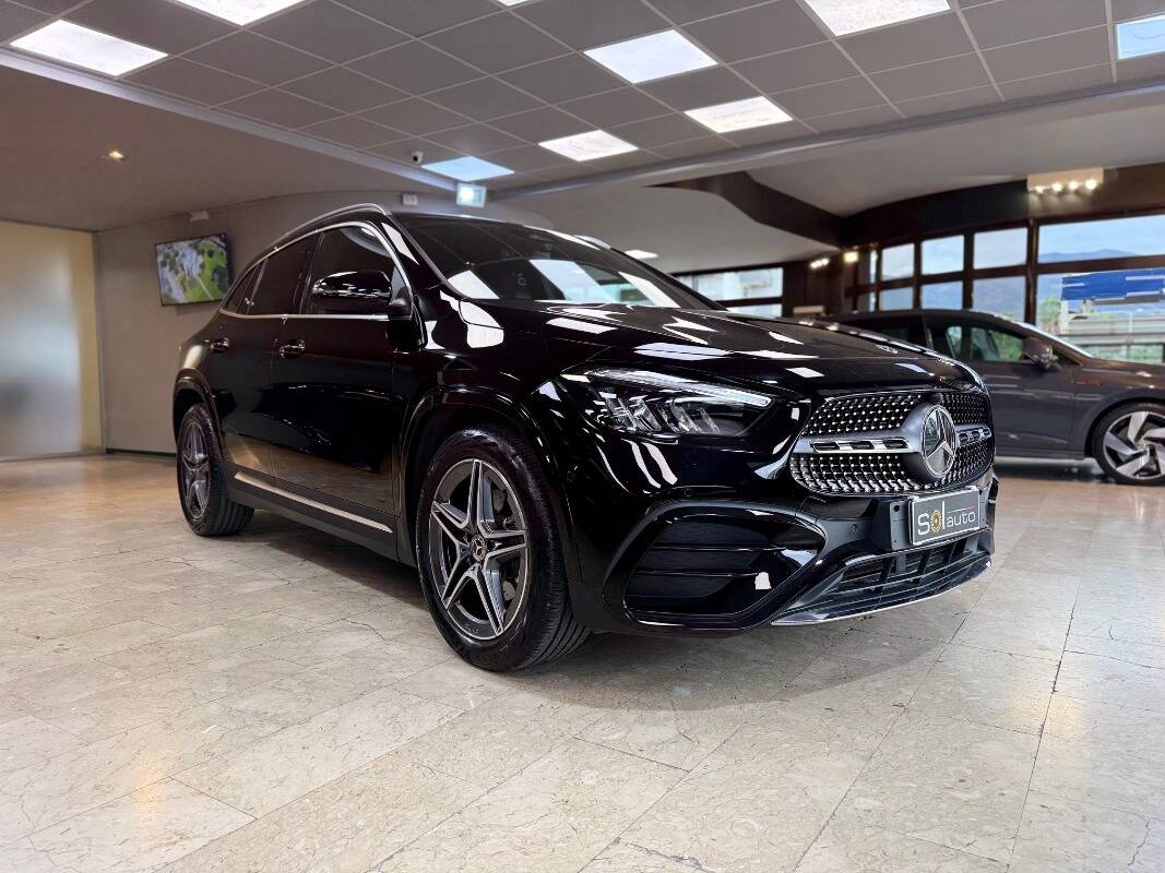 Mercedes GLA-H247 2023