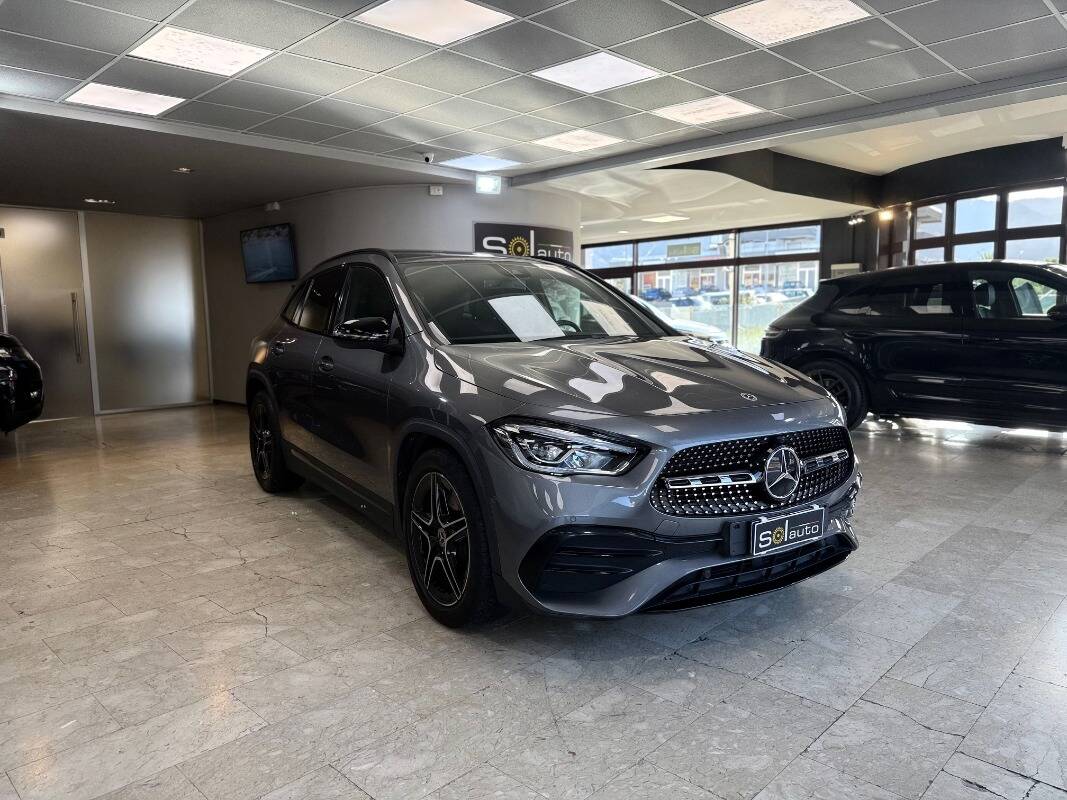 Mercedes GLA-H247 2020