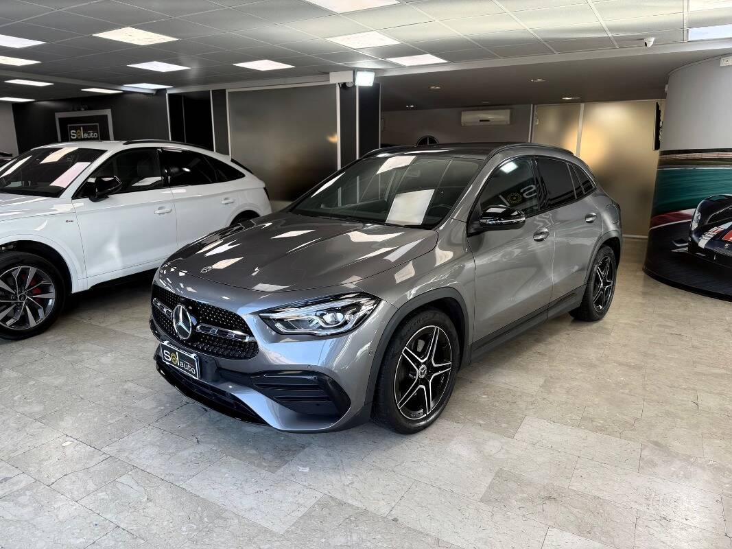 Mercedes GLA-H247 2020