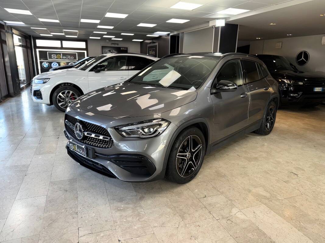 Mercedes GLA-H247 2020