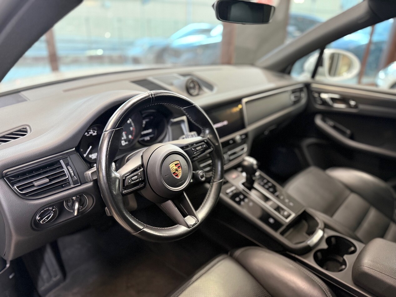 Porsche Macan I 2022