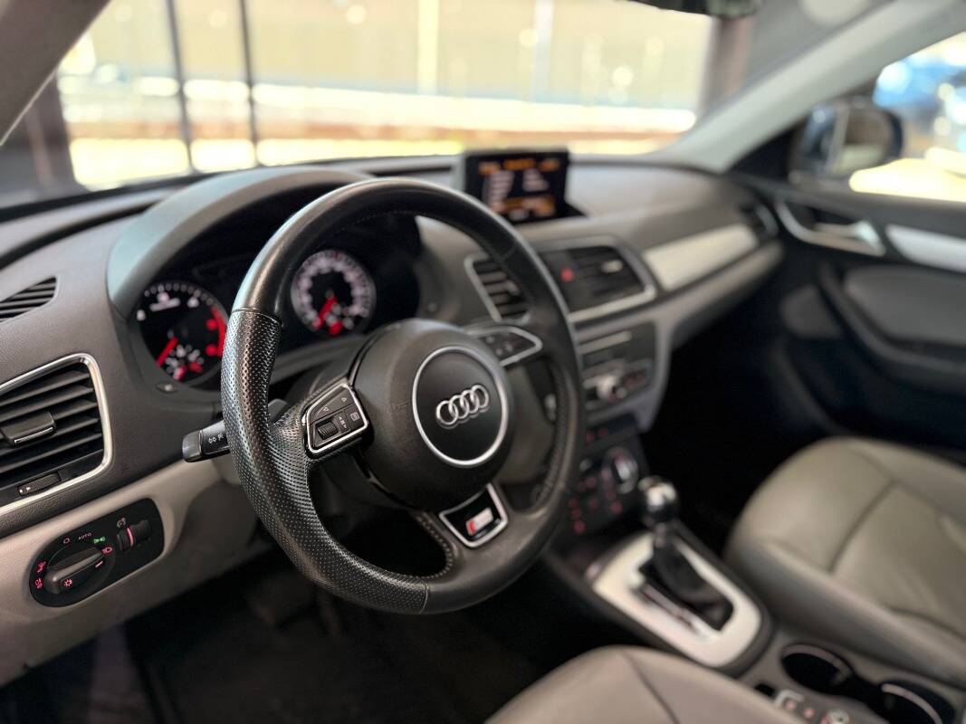Audi Q3 I 2015