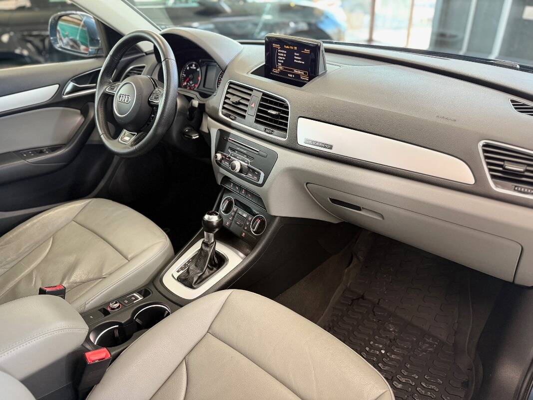 Audi Q3 I 2015