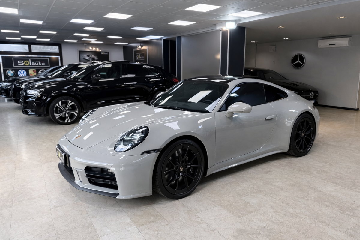 Porsche 911 Coupé 3.0 Carrera S 480cv auto