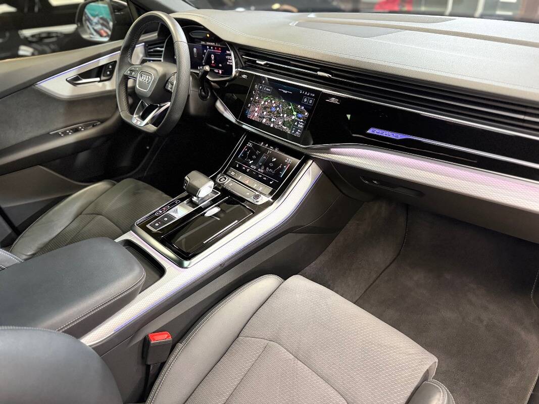 Audi Q8 I 2024
