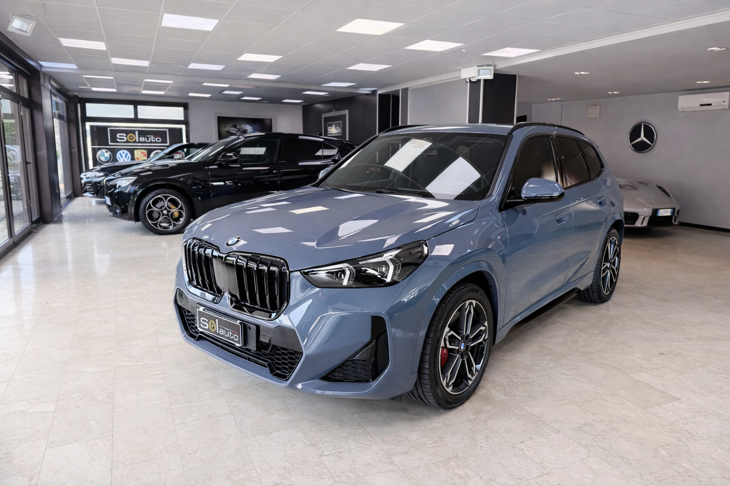 BMW X1 U11