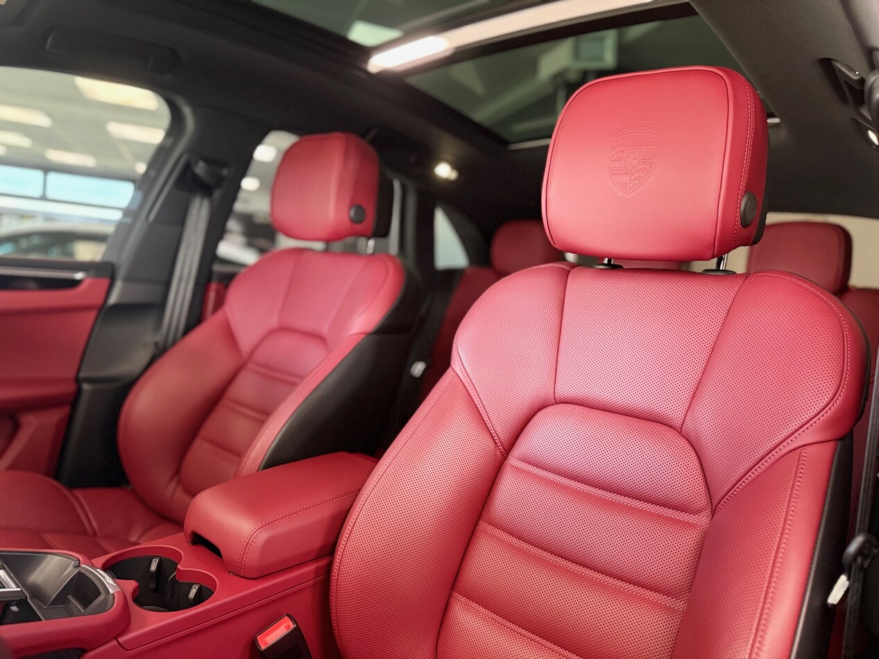 Porsche Macan I 2022