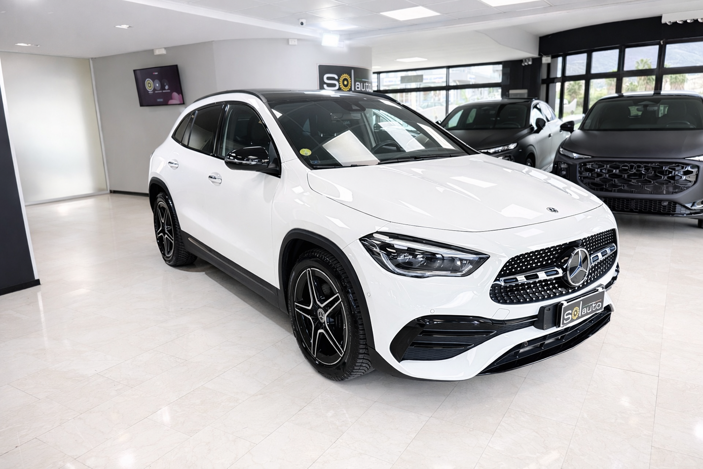 Mercedes GLA-H247 2020