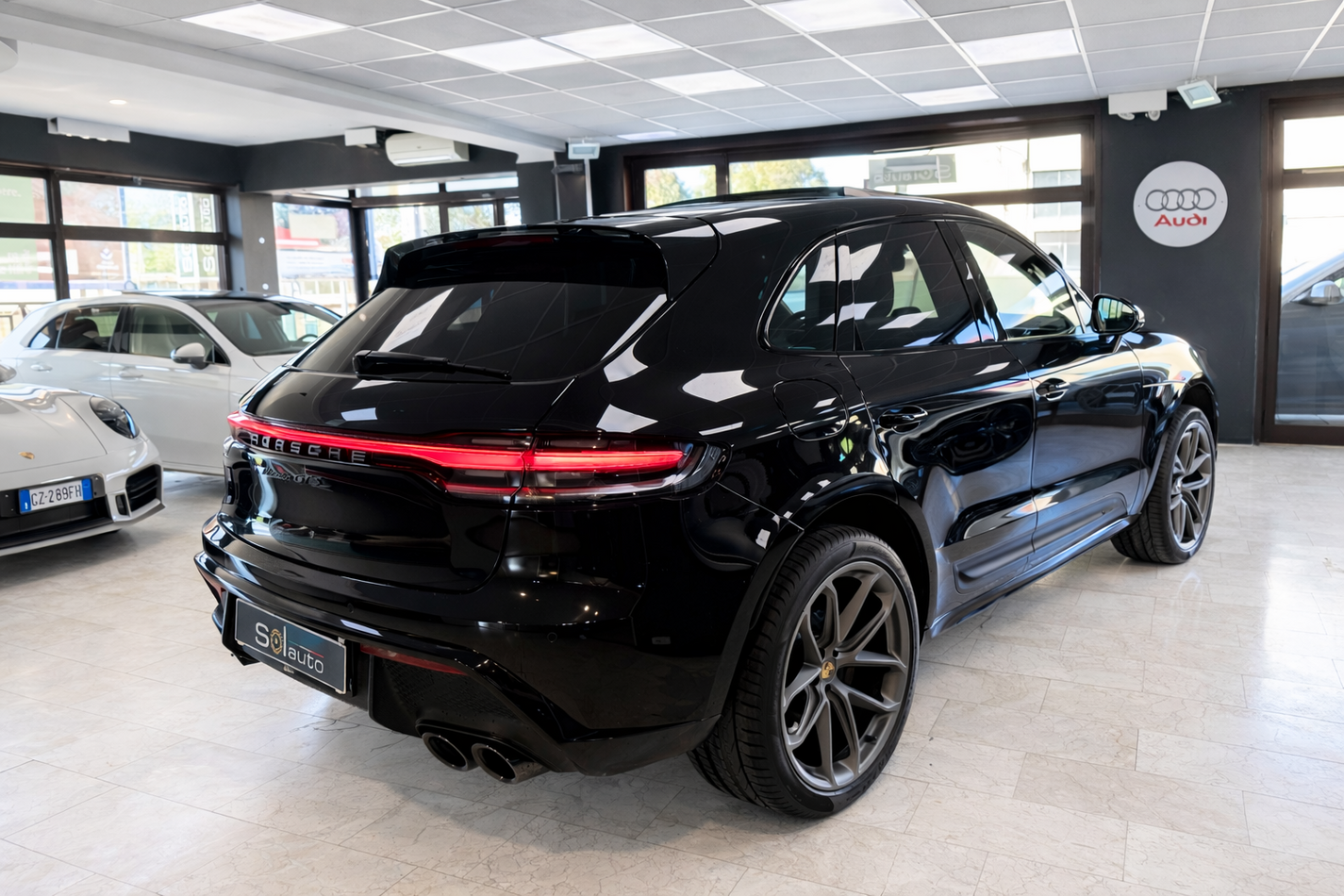 Porsche Macan I 2022