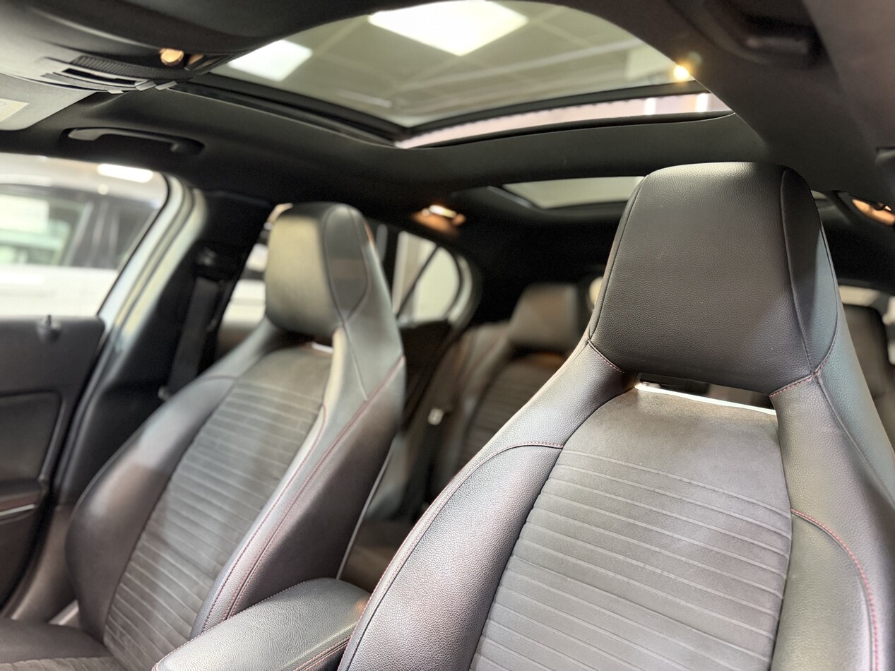 Mercedes-Benz GLA 200 d Premium auto