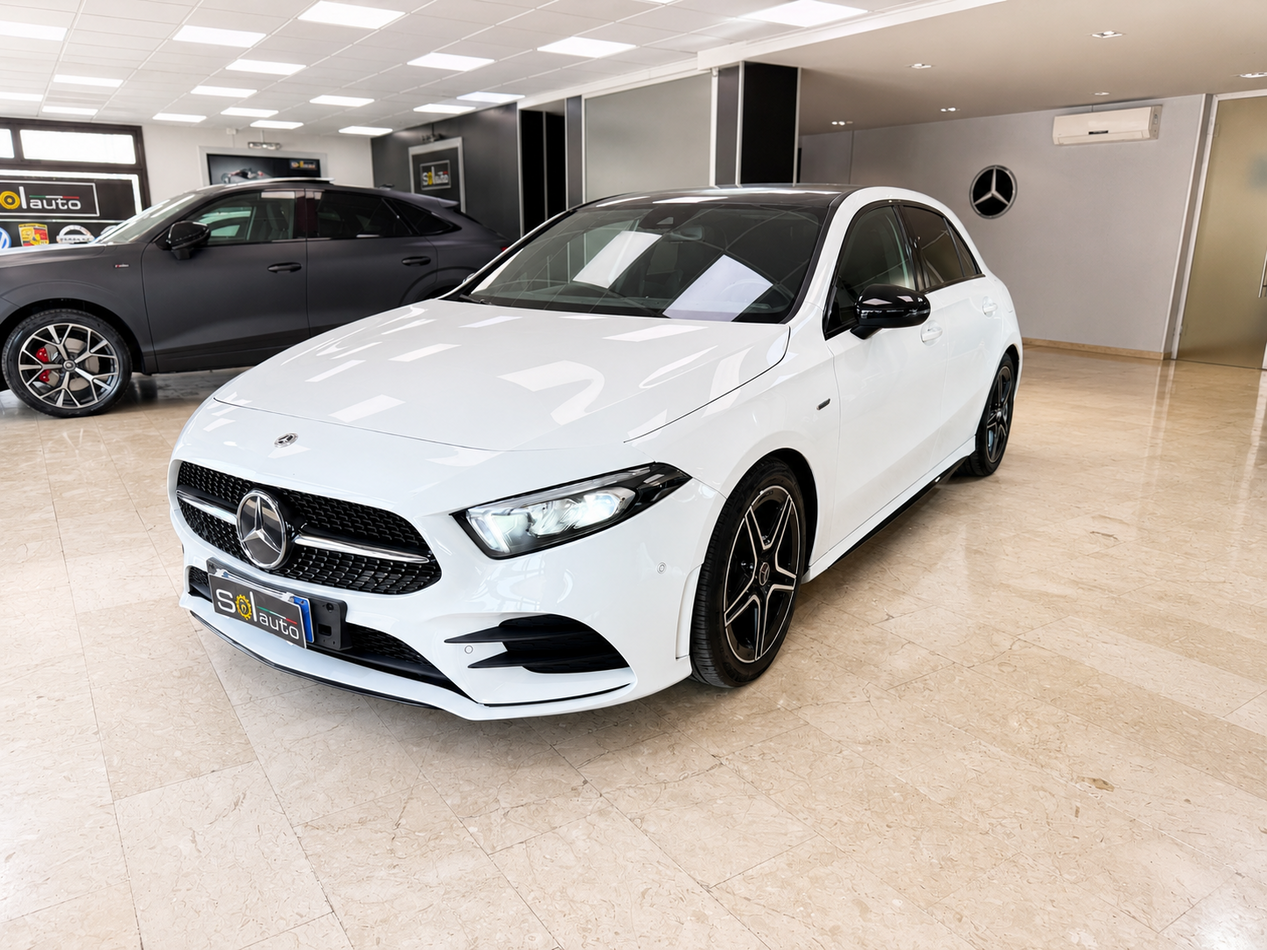 Mercedes-Benz Classe A 180 d Premium Night Edition automatico
