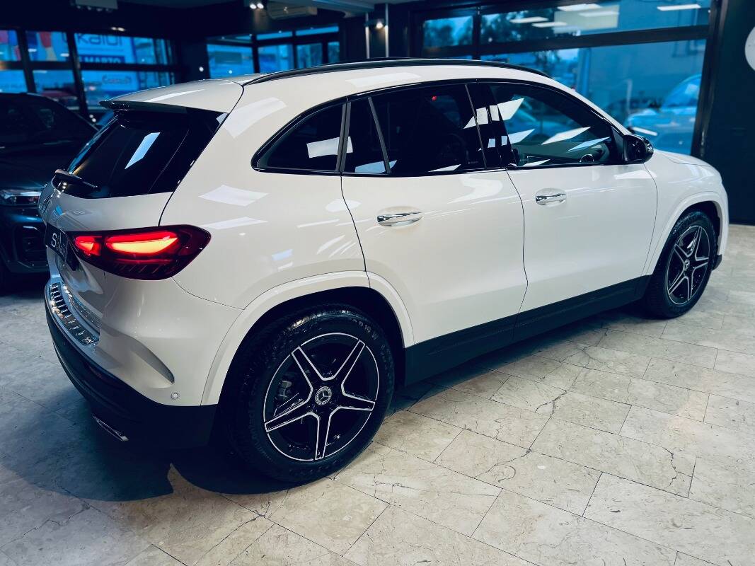 Mercedes GLA-H247 2023
