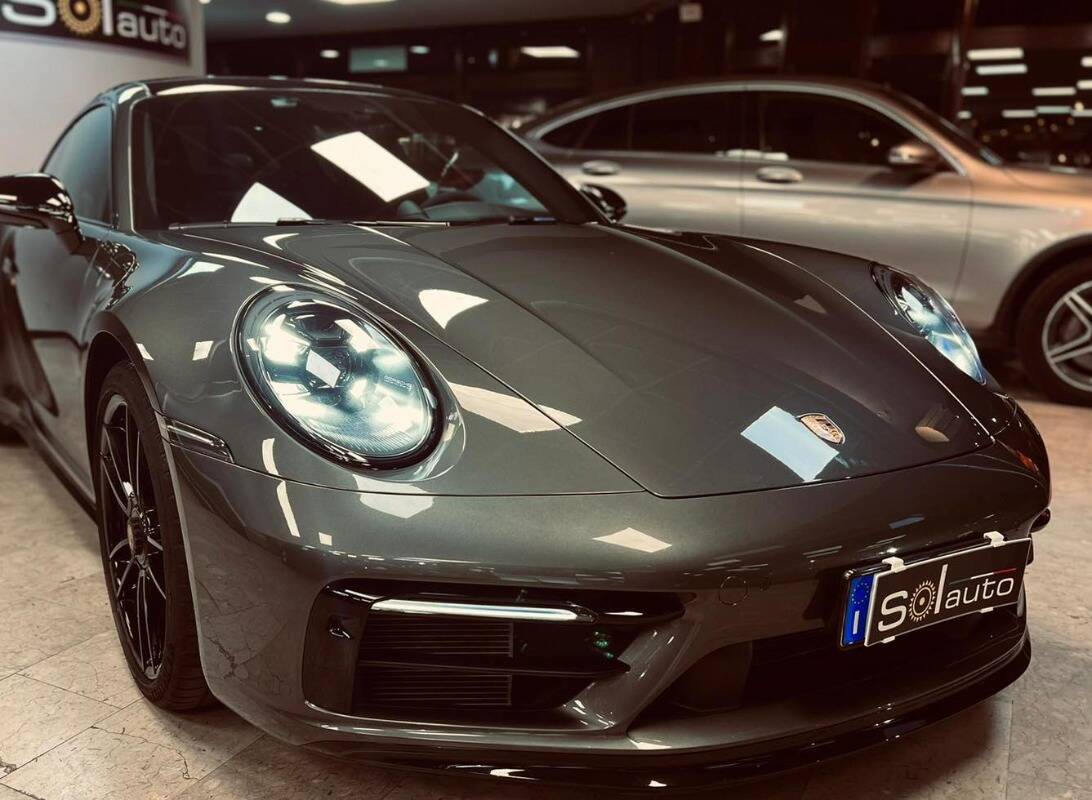 Porsche 911 VIII Carrera 992 Coupe