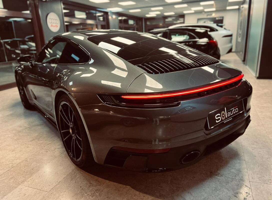 Porsche 911 VIII Carrera 992 Coupe