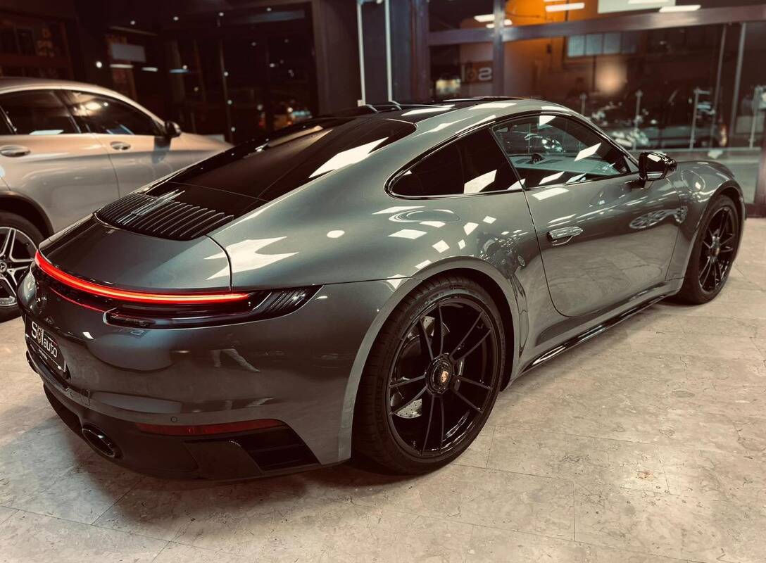 Porsche 911 VIII Carrera 992 Coupe