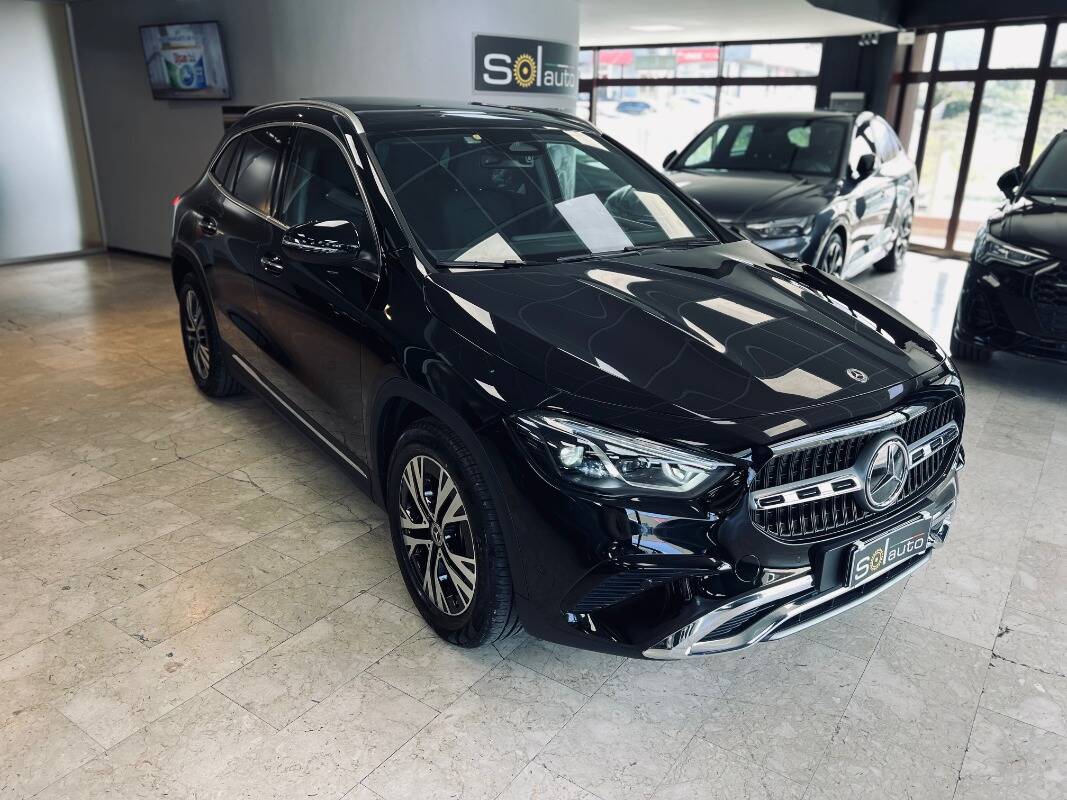 Mercedes GLA-H247 2023