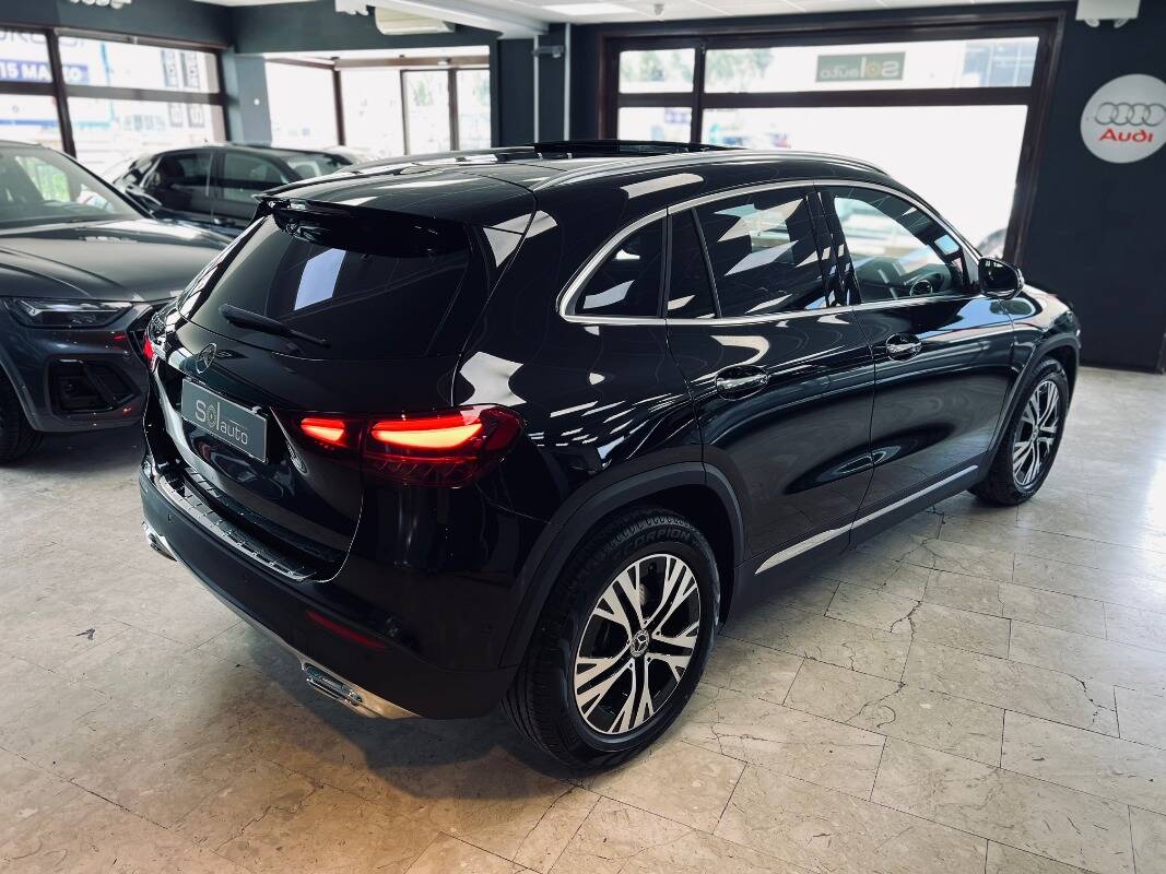 Mercedes GLA-H247 2023