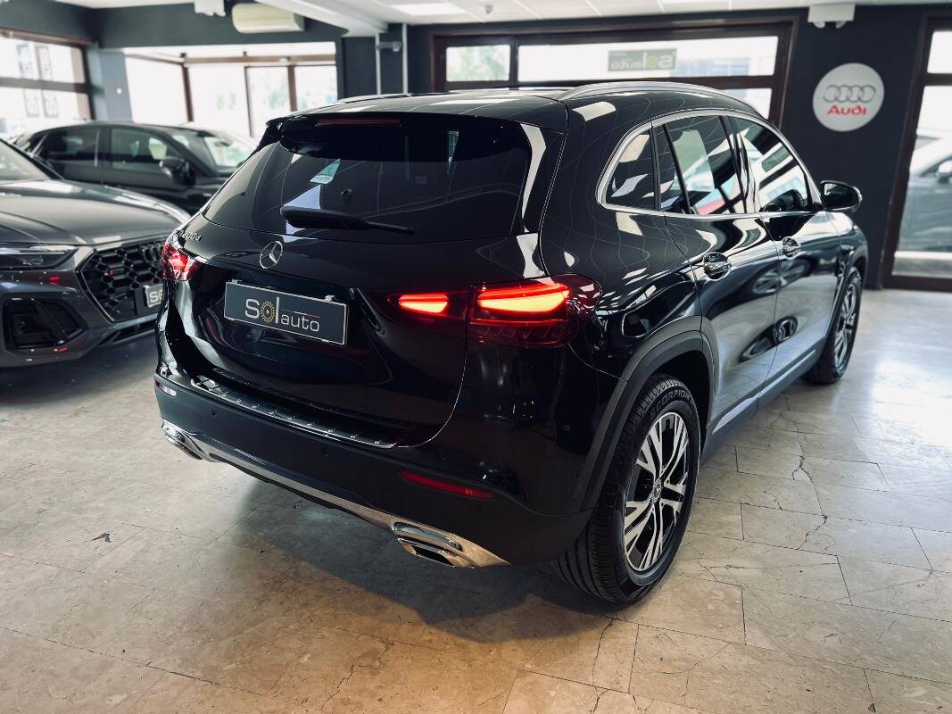 Mercedes GLA-H247 2023
