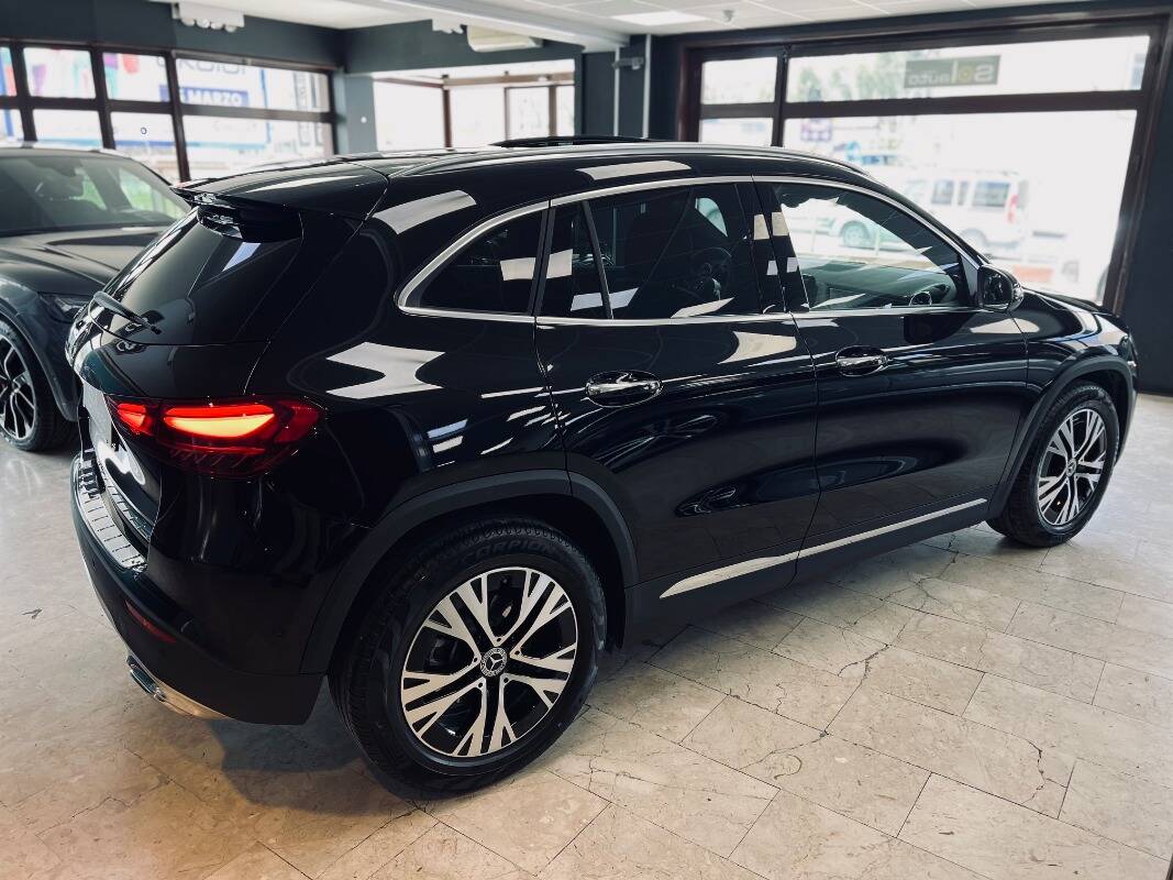 Mercedes GLA-H247 2023