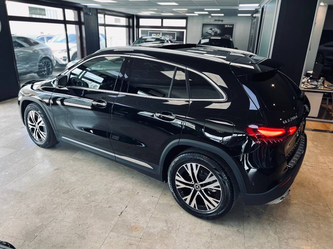 Mercedes GLA-H247 2023