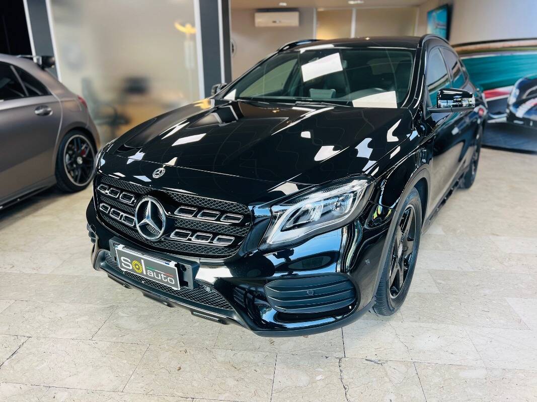 Mercedes GLA-X156 2017