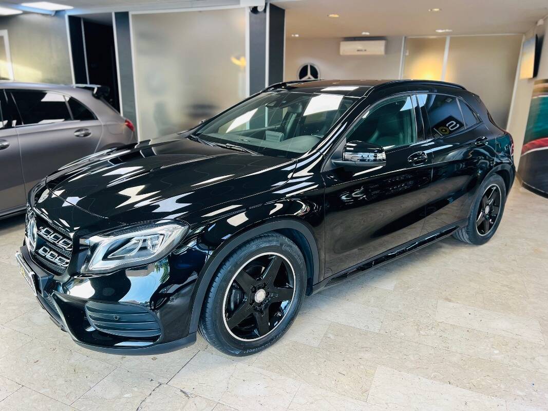 Mercedes GLA-X156 2017