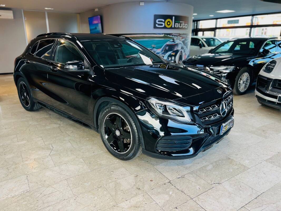 Mercedes GLA-X156 2017