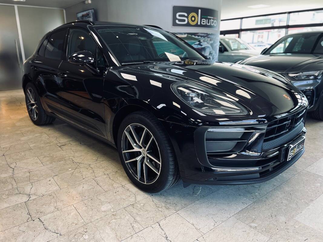 Porsche Macan I 2022