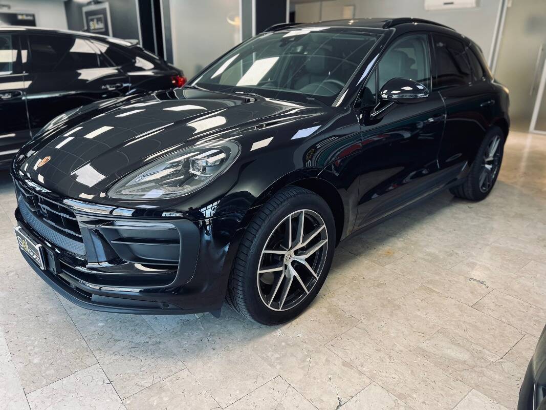 Porsche Macan I 2022