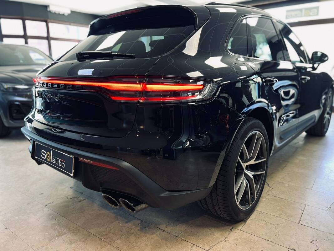Porsche Macan I 2022
