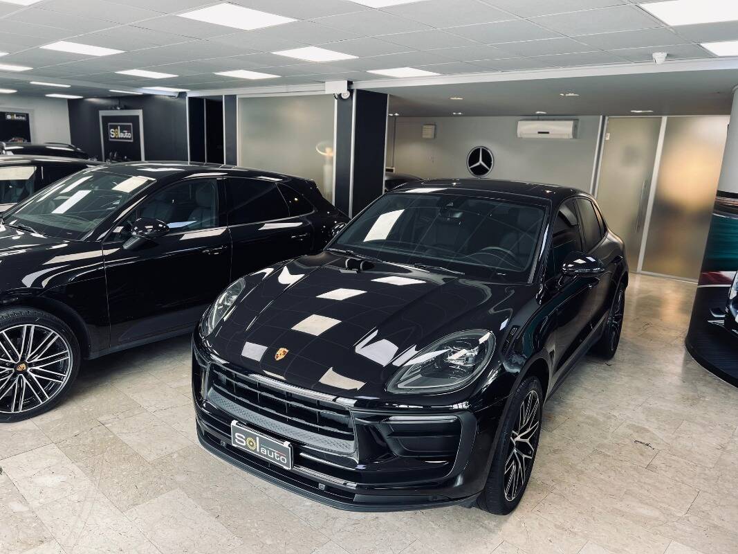Porsche Macan I 2022