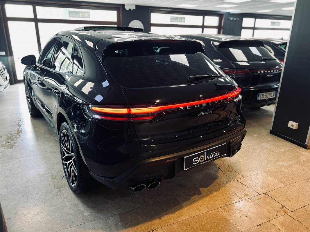 Porsche Macan I 2022