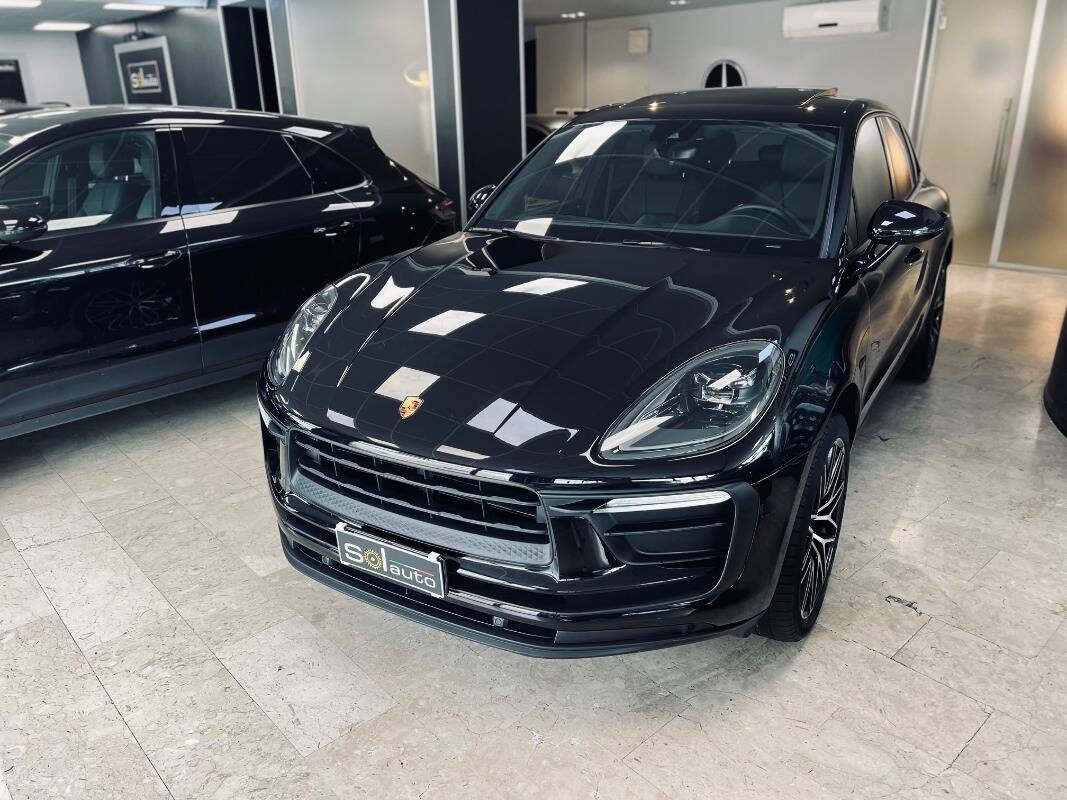 Porsche Macan I 2022
