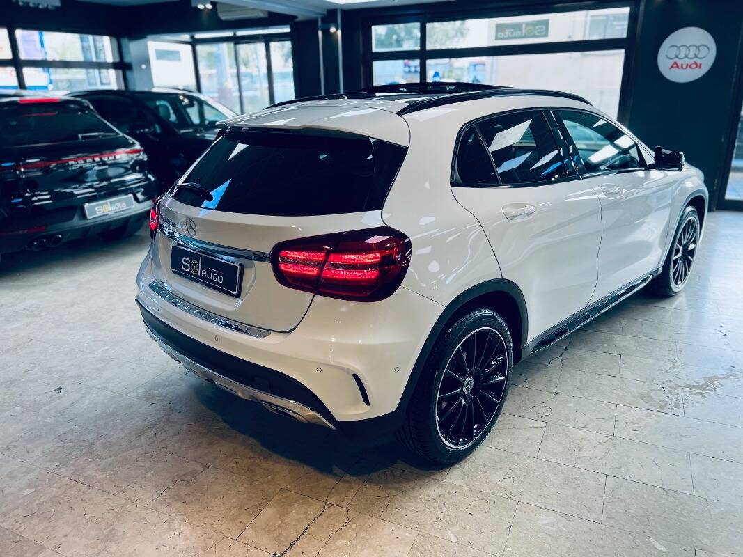 Mercedes GLA-X156 2017
