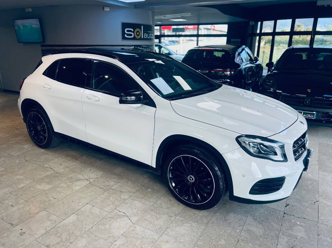 Mercedes GLA-X156 2017