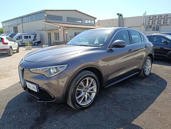 Alfa Romeo Stelvio 2017 2.2 t Business Q4 210cv auto my19 - Alfa Romeo