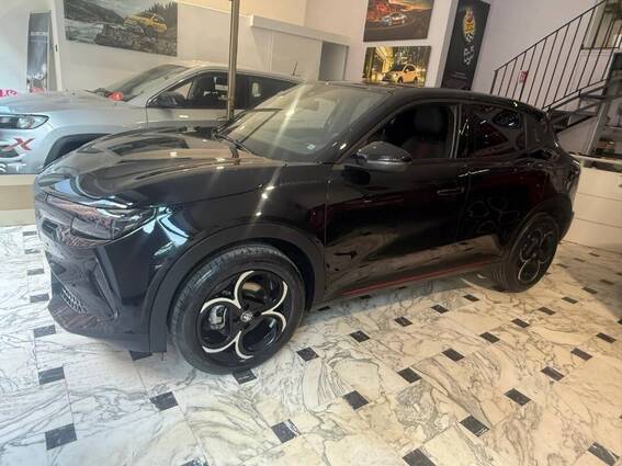 Alfa Romeo Junior 1.2 ibrida Speciale 145cv edct6 - Alfa Romeo