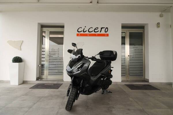 Honda ADV 350 350 Smart TOP box 2026 | nuovo pronta consegna