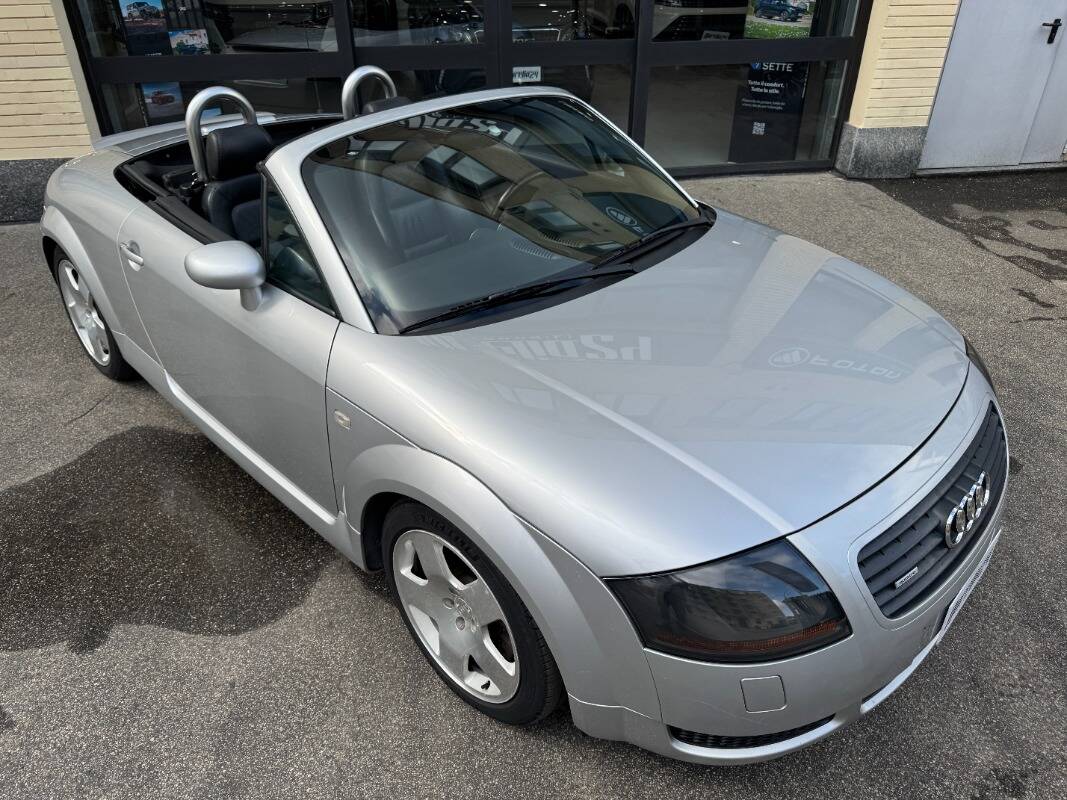 Audi TT Roadster 1.8t, foto 1 di 20