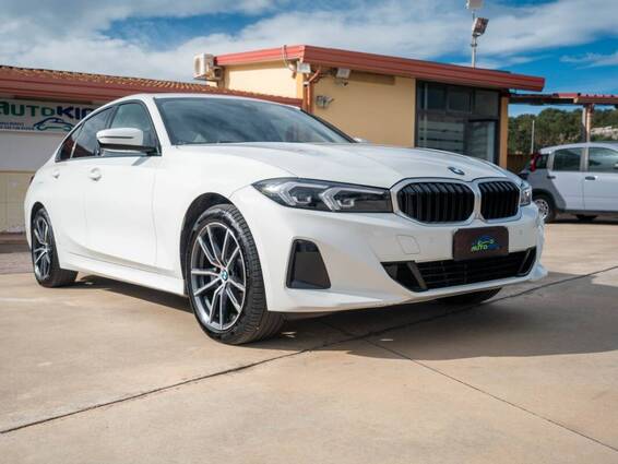 BMW Serie 3 320d mhev 48V xdrive auto