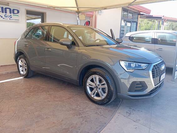 Audi Q3 S TRONIC BUSINESS FP