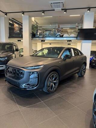 Audi Q3 2.0 tdi S line edition 150cv s-tronic