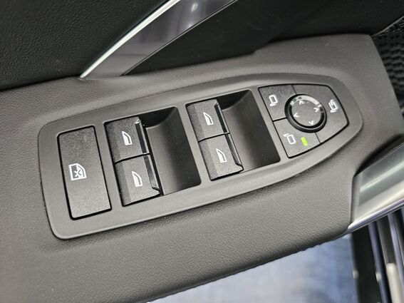 3328_019.jpg